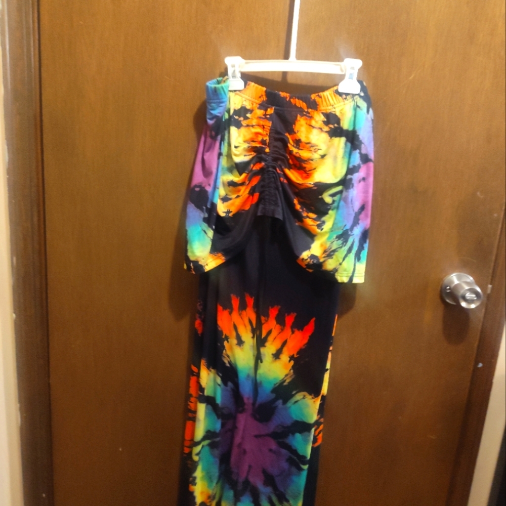 Multicolored Maxi Pencil Skirt Set with Ruched Design